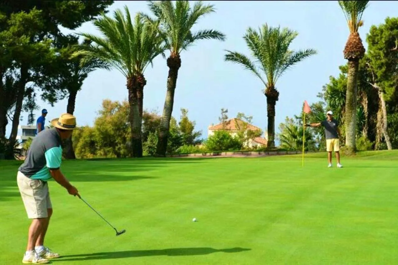 Comfortable Studio With Sea View In Benalmadena 30 M² Pool Апартаменты